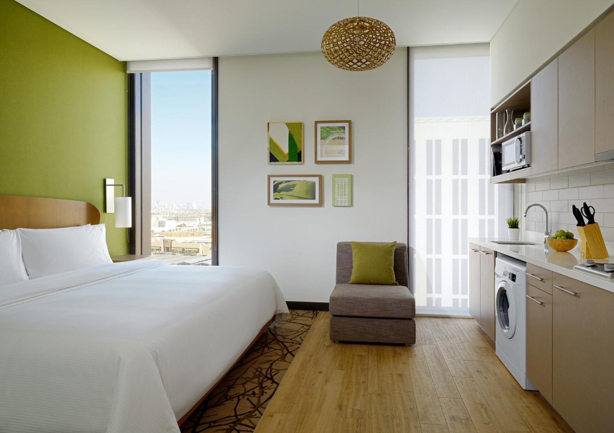 Studio Apartment – King Bed,1427888104:JPEG